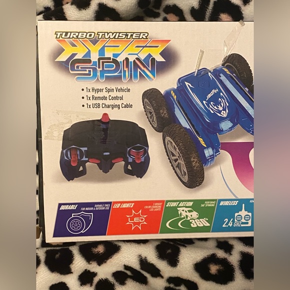 🏁🚘-Turbo Twister Hyper Spin Remote Controlled Car-🚘🏁 - Picture 10 of 12